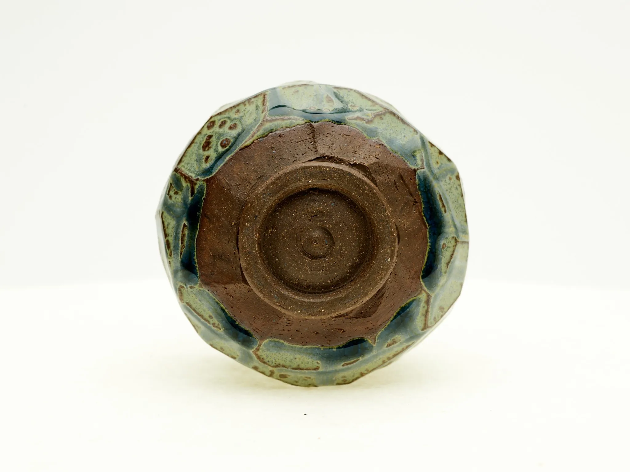 Ash-glazed Hand-carved Chawan — view 5